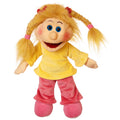 בובת הילדה סנדרה Living Puppets W682