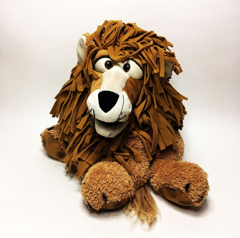 בובת האריה קרל Living Puppets W200
