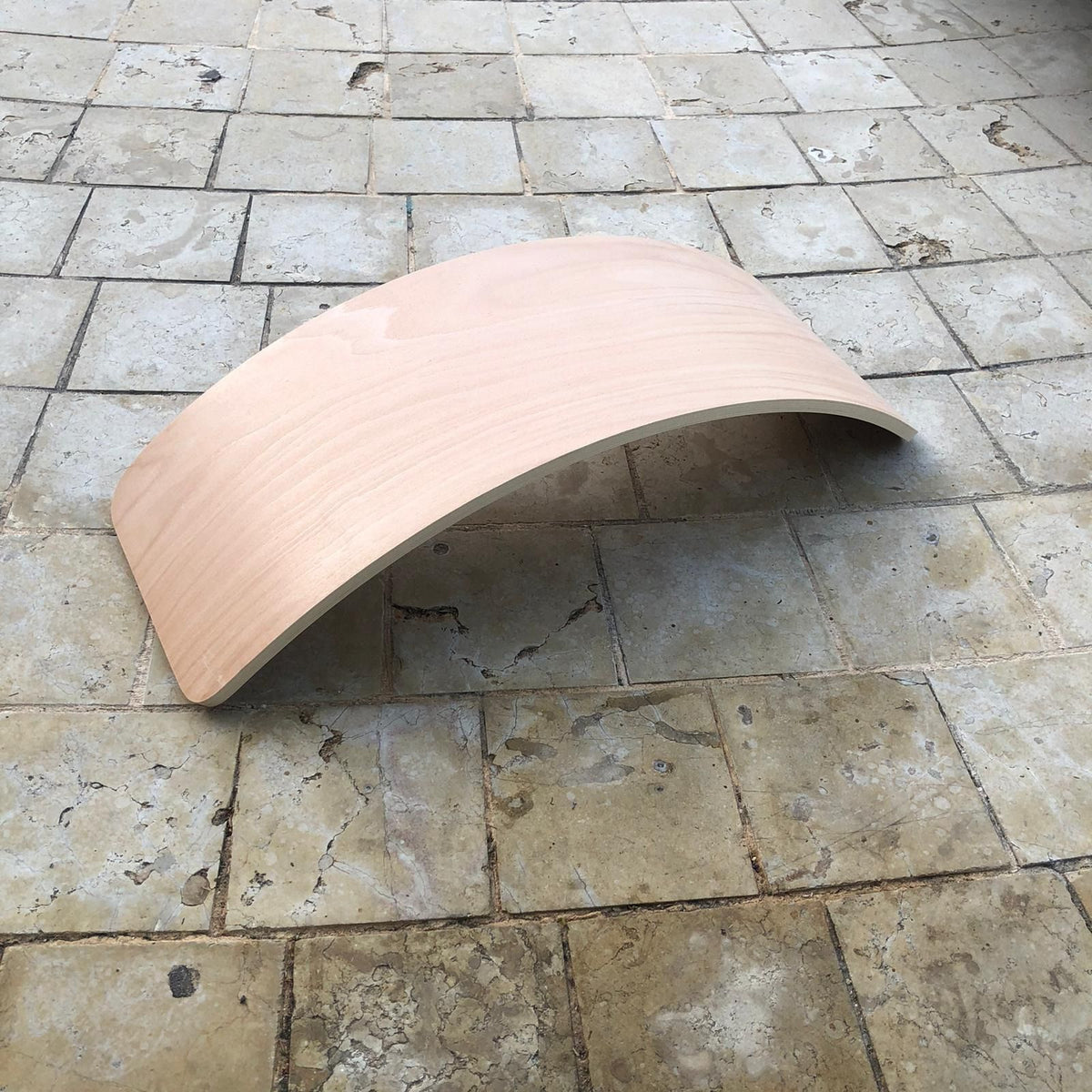 קשת איזון, קרש איזון, משטח איזון, קרש נידנוד W0002