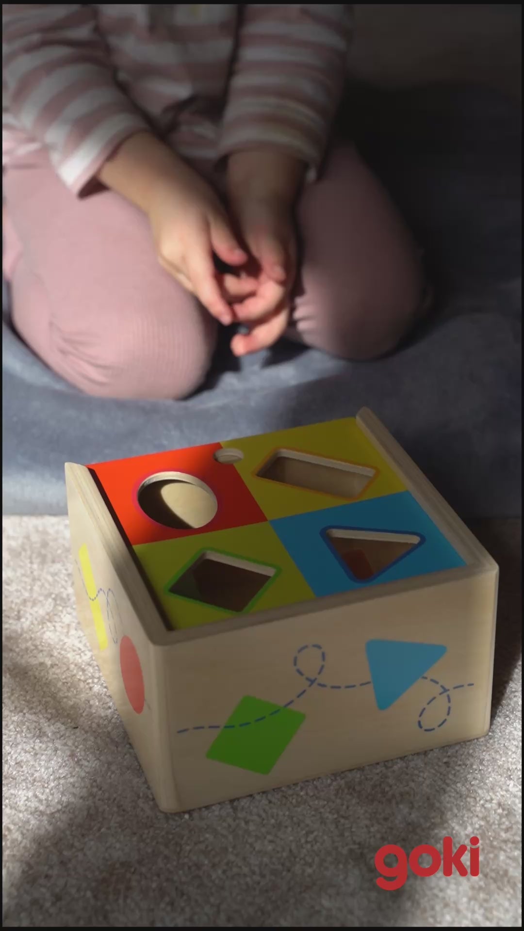 תיבת התאמת צורות מסתובבות מעץ GOKI